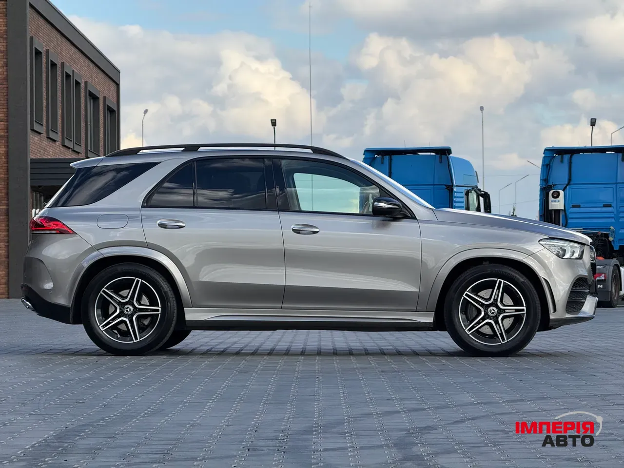 Mercedes-Benz GLE - фото 6