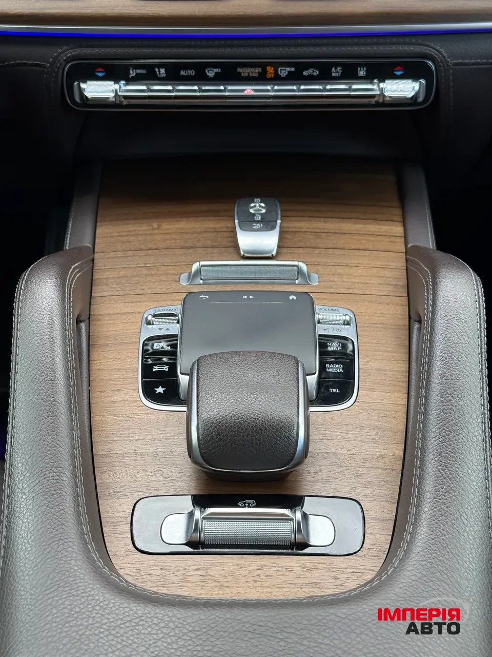 Mercedes-Benz GLE - фото 37