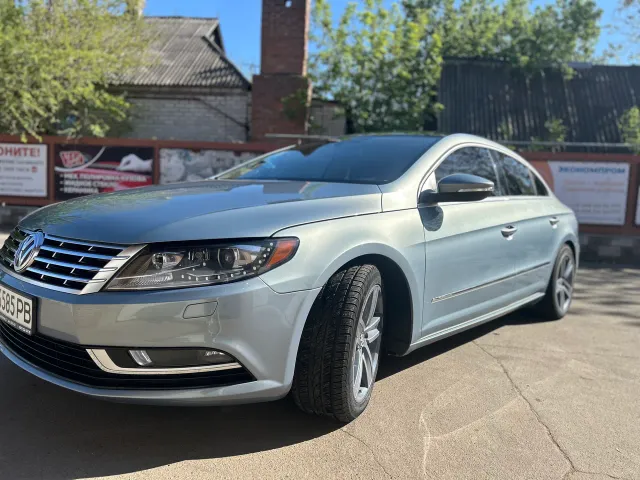 Volkswagen Passat CC - фото 2