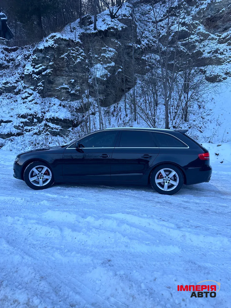 Audi A4 - фото 19