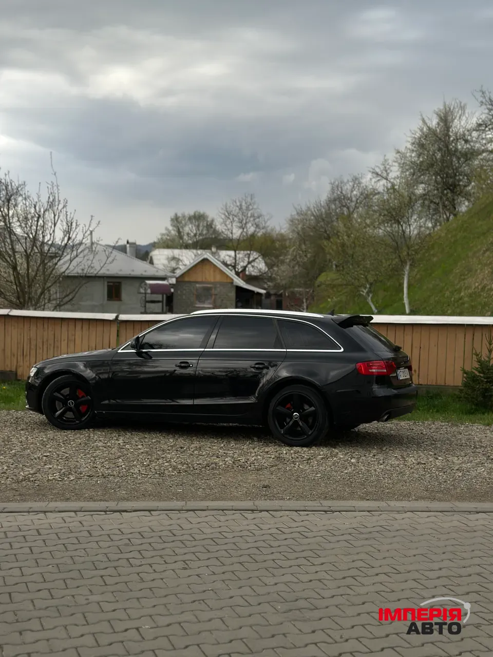 Audi A4 - фото 1