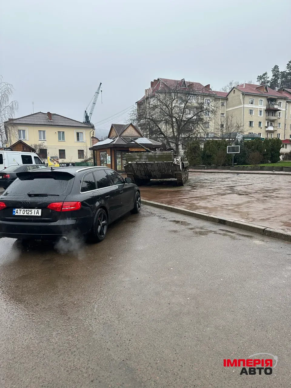 Audi A4 - фото 5