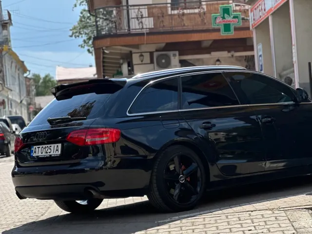 Audi A4 - фото 3