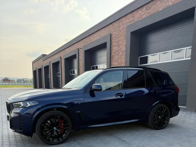 BMW X5 - фото 4