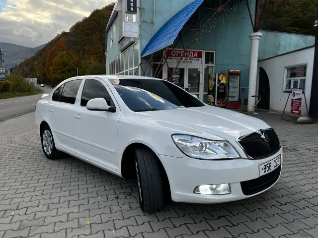 Skoda Octavia - фото 3