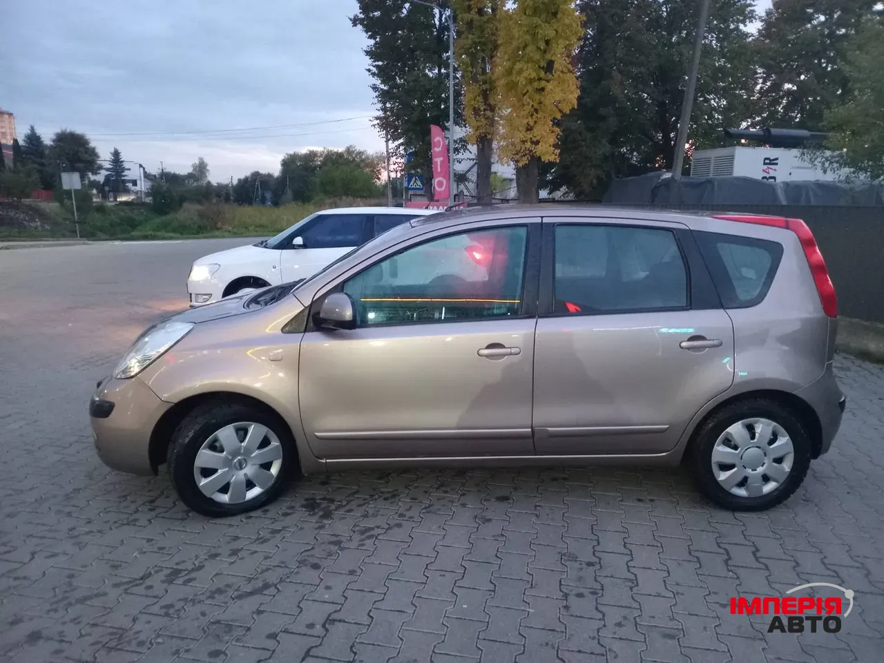 Nissan Note - фото 5