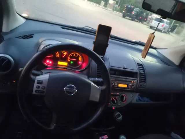 Nissan Note - фото 4