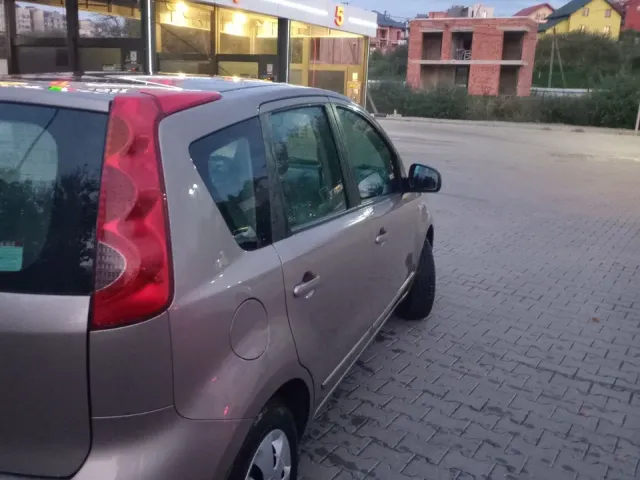 Nissan Note - фото 2
