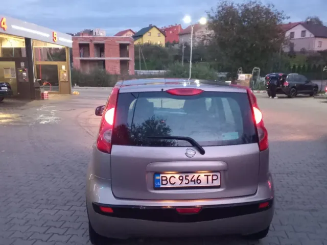 Nissan Note - фото 3