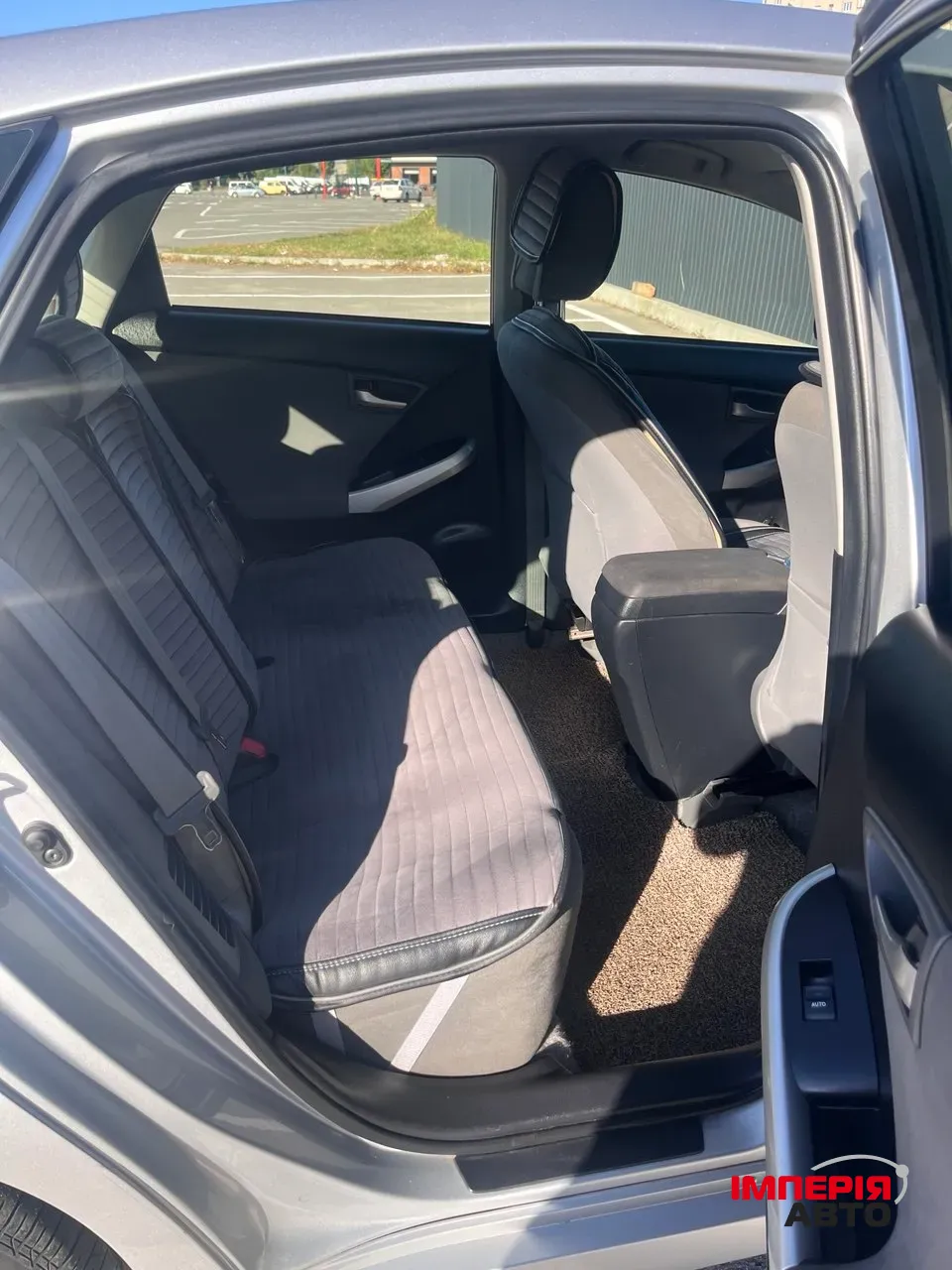 Toyota Prius - фото 6