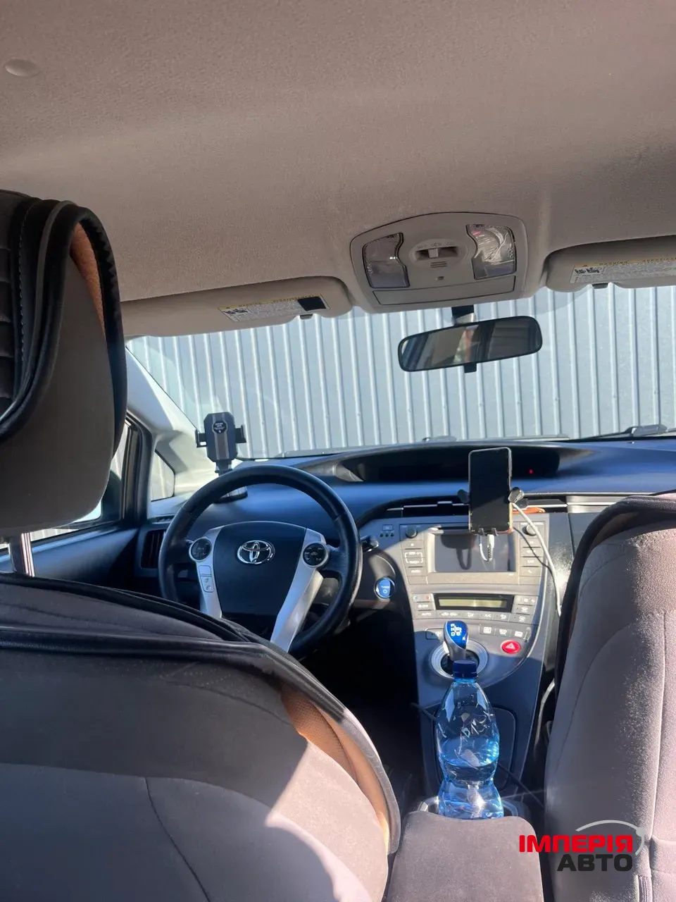 Toyota Prius - фото 3