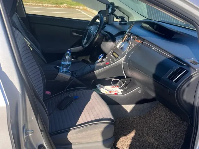 Toyota Prius - фото 4