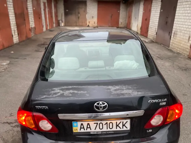 Toyota Corolla - фото 3