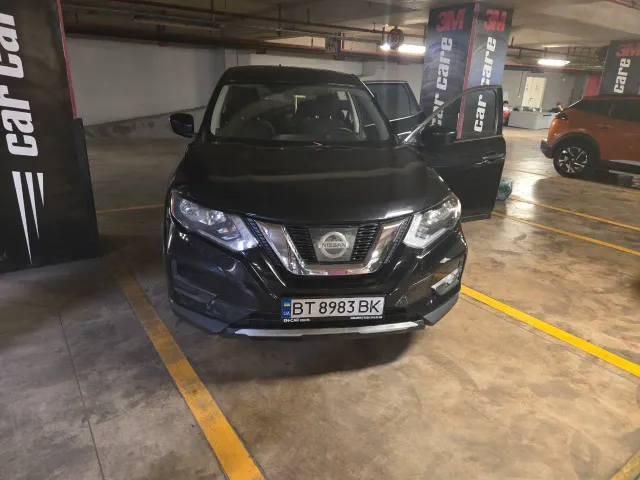 Nissan Rogue - фото 1