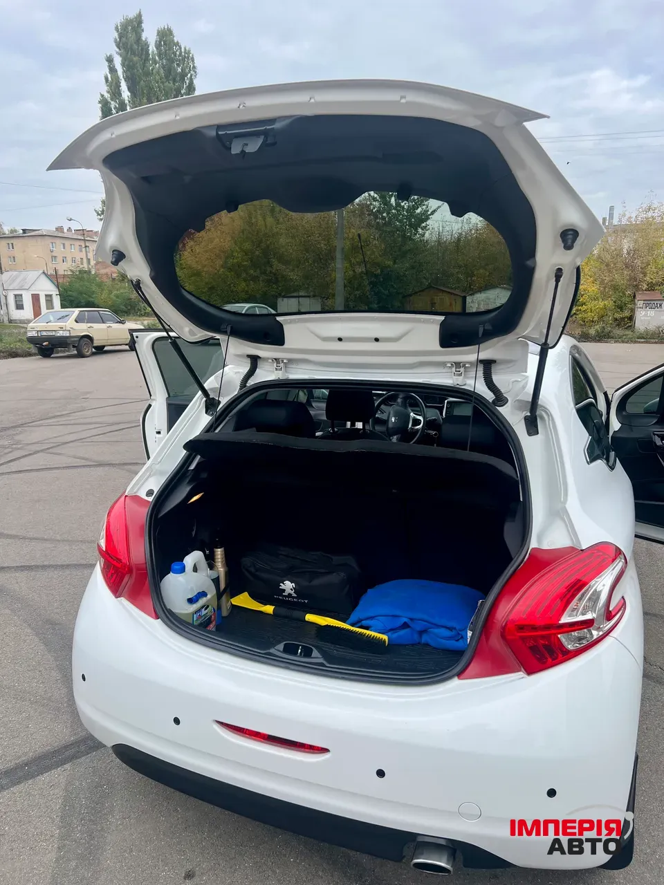 Peugeot 208 - фото 15