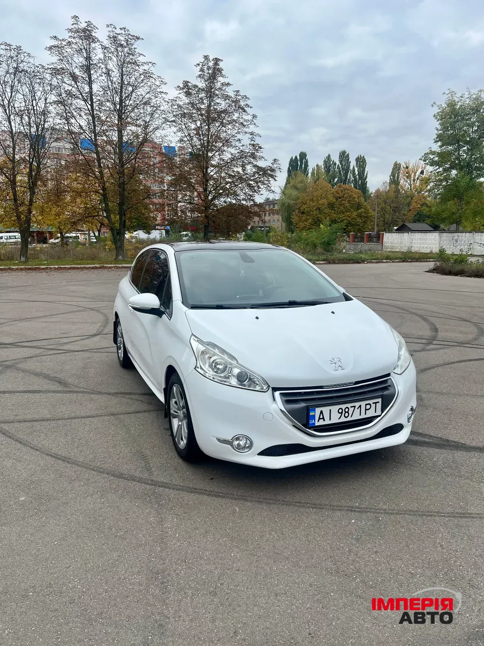 Peugeot 208 - фото 2