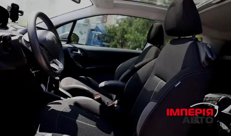 Peugeot 208 - фото 16