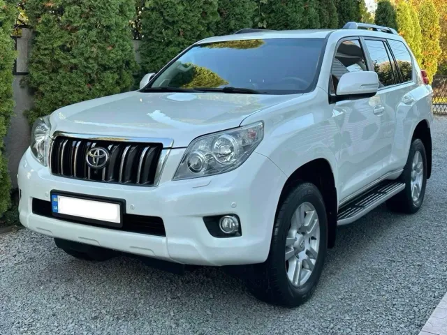 Toyota Land Cruiser Prado - фото 2
