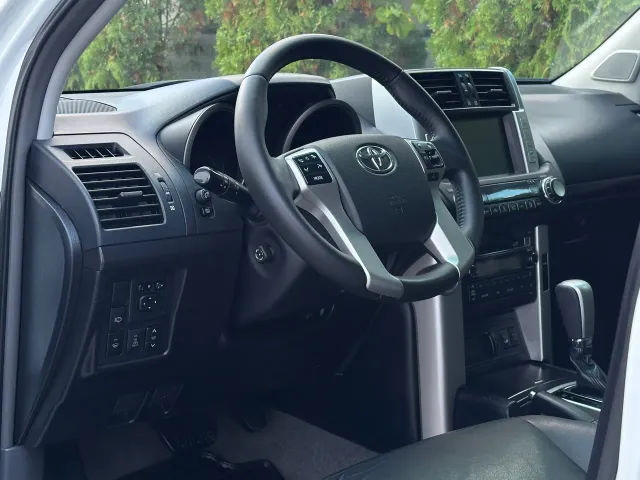 Toyota Land Cruiser Prado - фото 5
