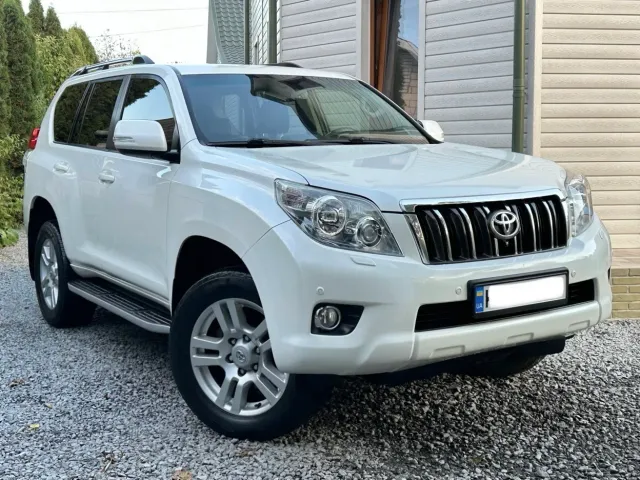 Toyota Land Cruiser Prado - фото 1