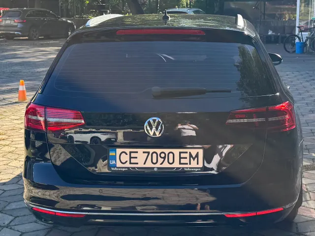 Volkswagen Passat - фото 3