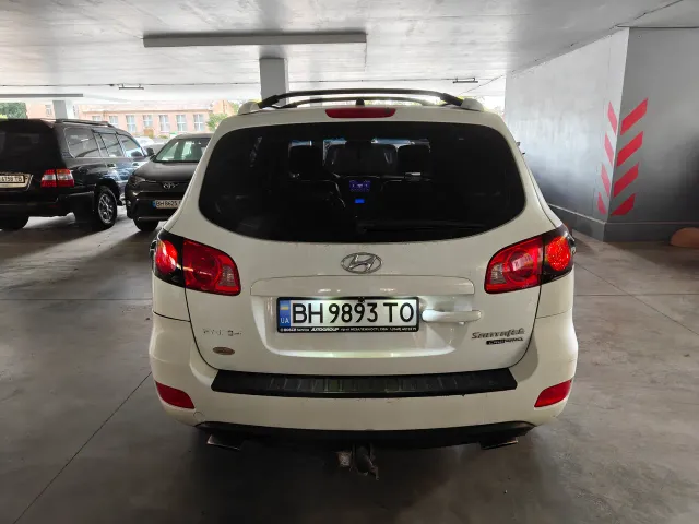 Hyundai Santa Fe - фото 4