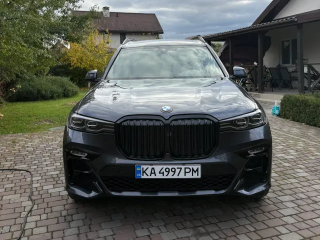 BMW X7 - фото 5