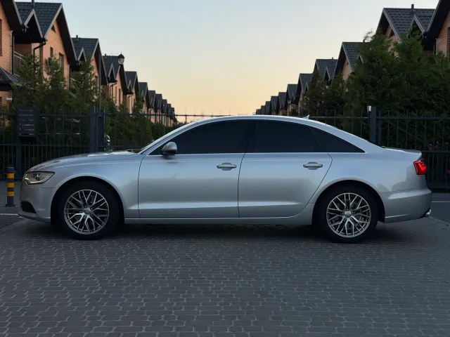Audi A6 - фото 5