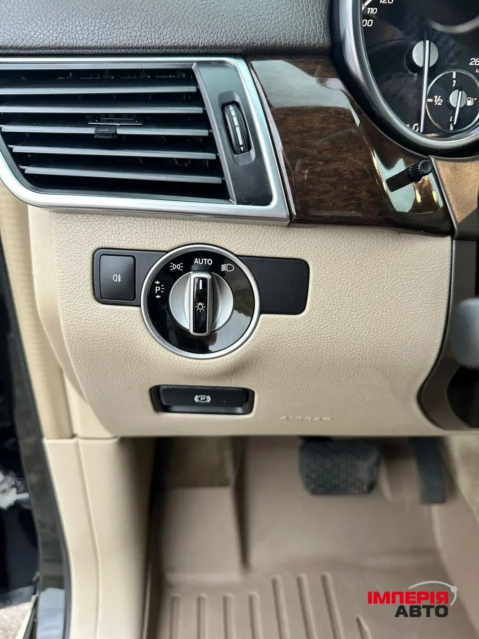 Mercedes-Benz GL-Класс - фото 39