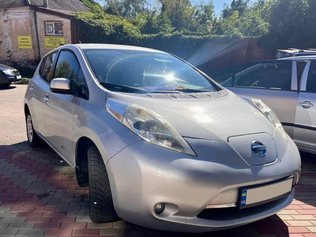 Nissan Leaf - фото 4