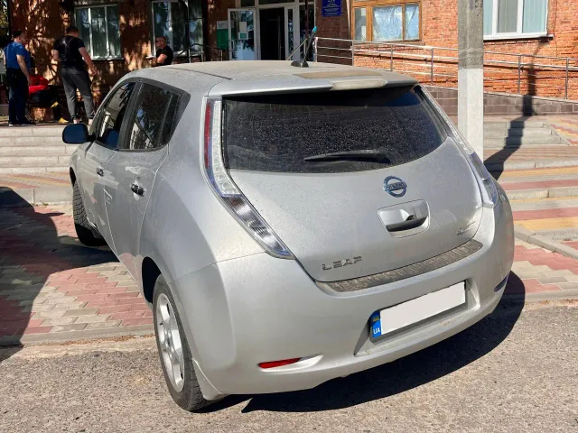 Nissan Leaf - фото 5