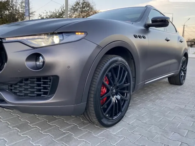 Maserati Levante - фото 1