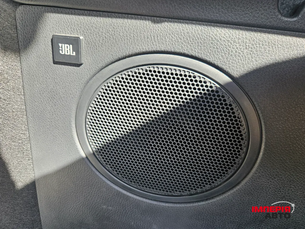 Toyota C-HR - фото 17