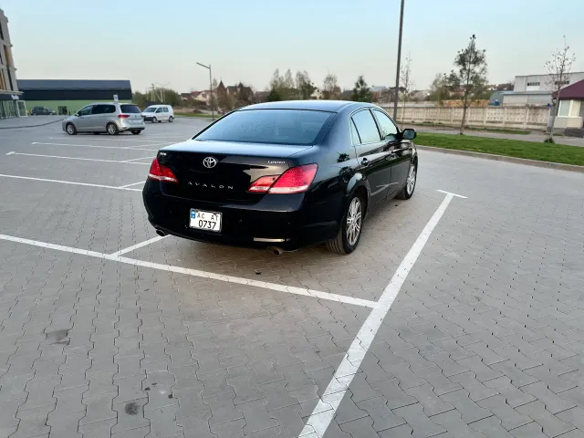 Toyota Avalon - фото 4