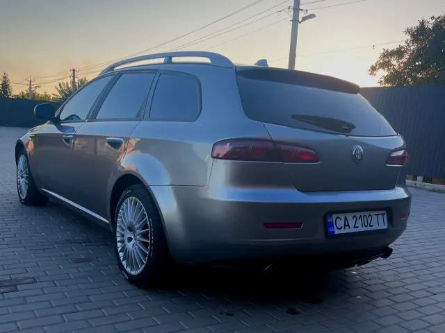 Alfa Romeo 159 - фото 3