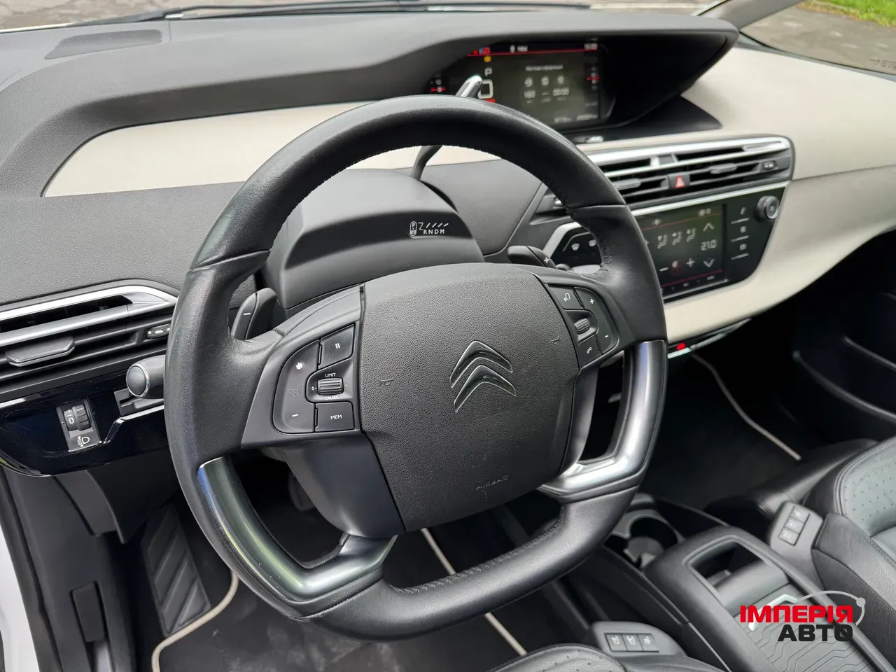 Citroen C4 SpaceTourer - фото 12