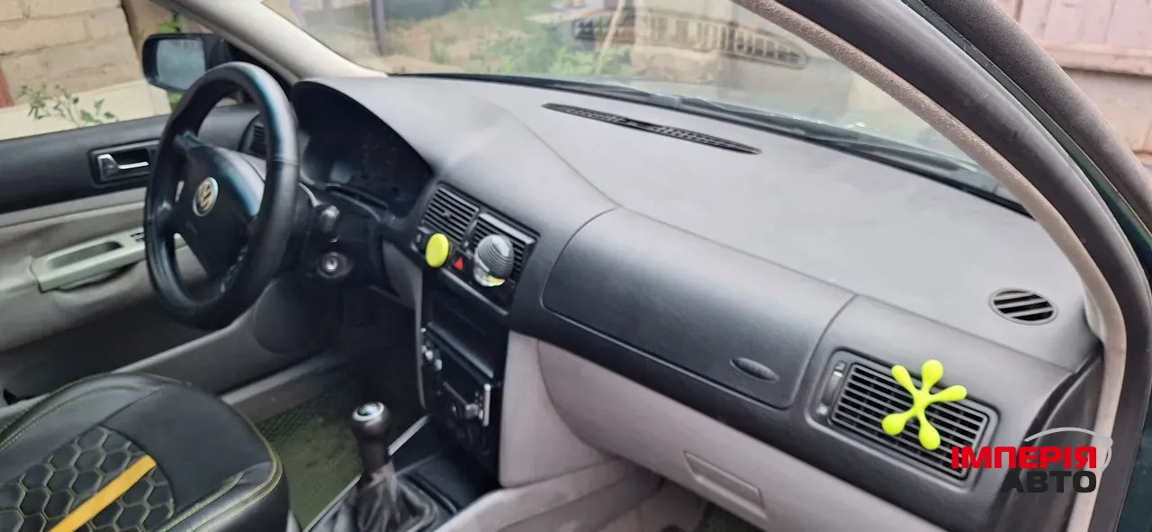 Volkswagen Golf - фото 8