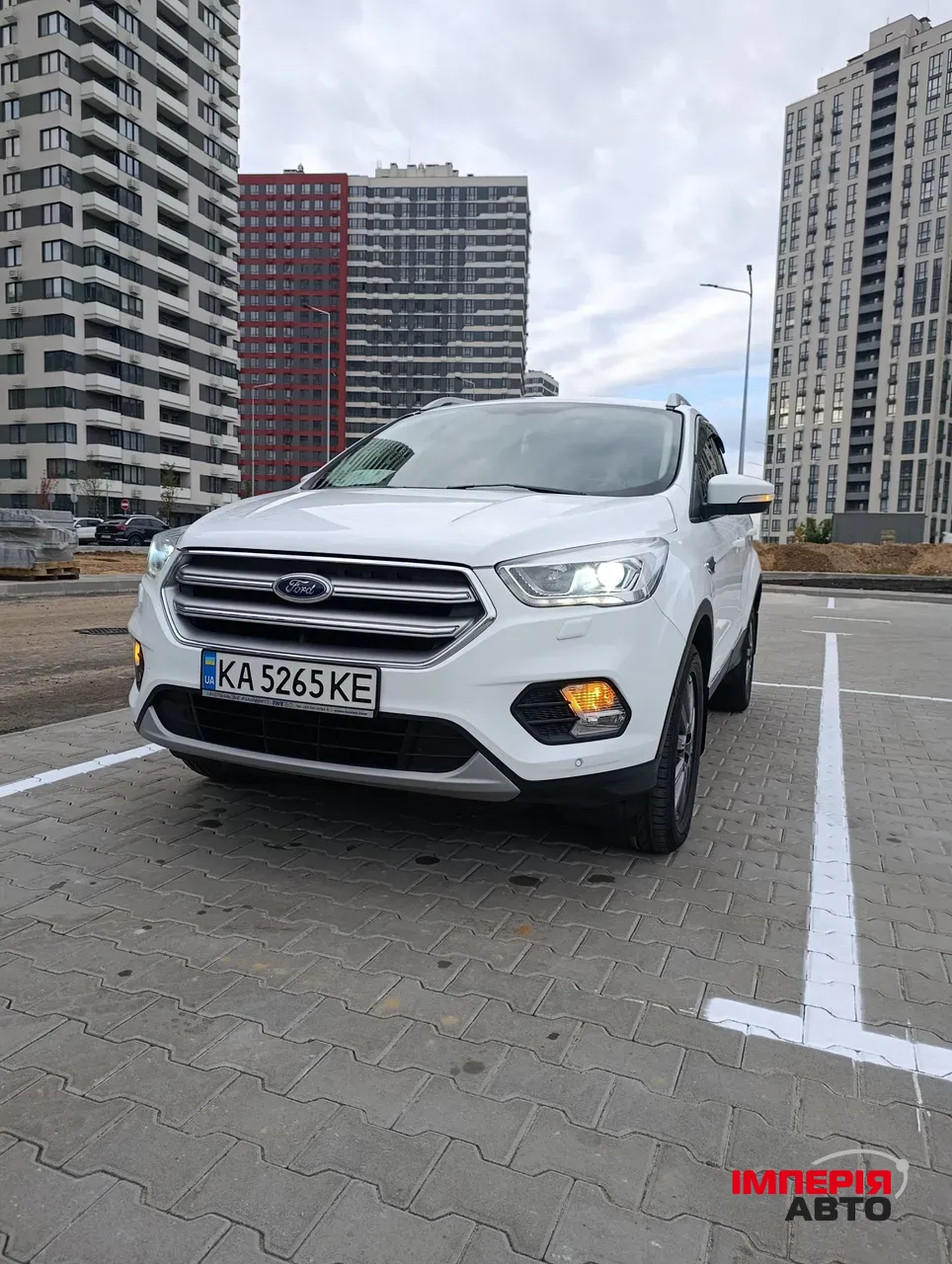 Ford Kuga - фото 2