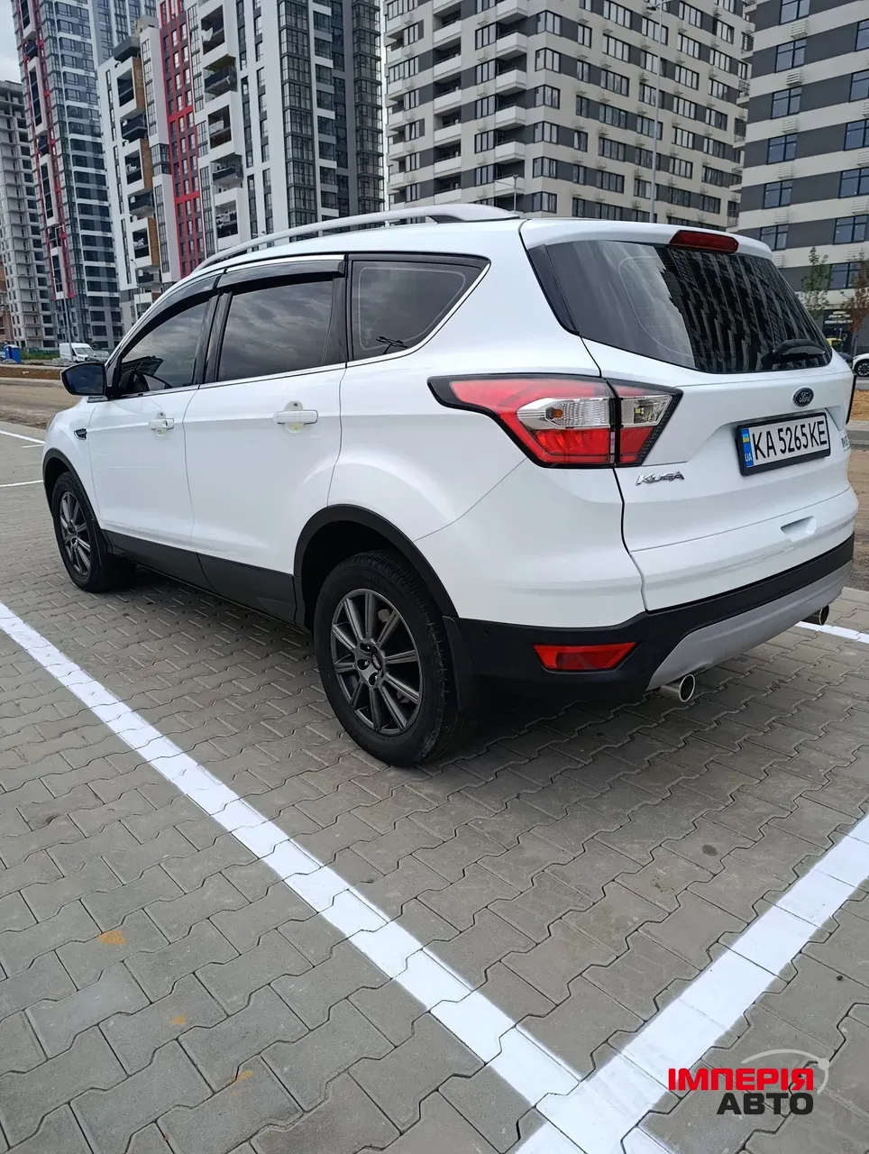 Ford Kuga - фото 9