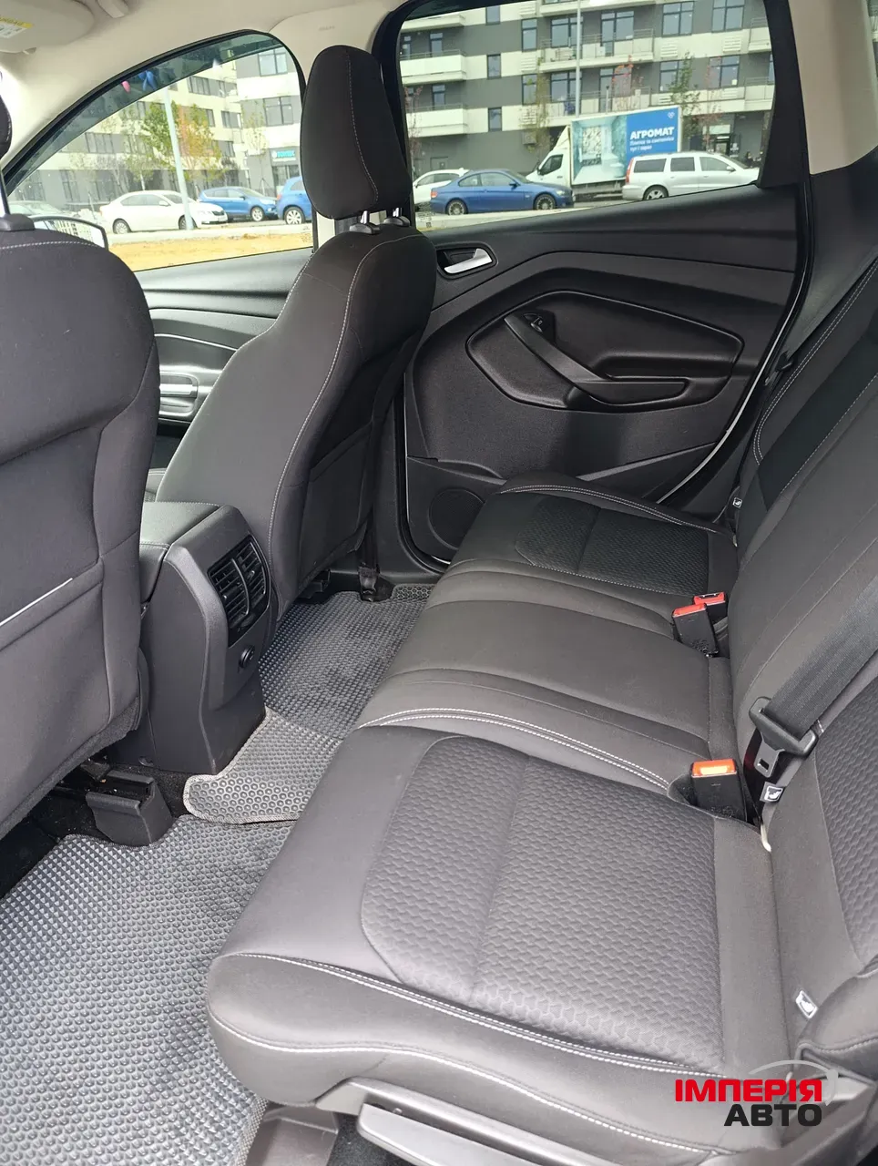 Ford Kuga - фото 16