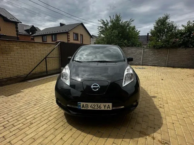 Nissan Leaf - фото 4