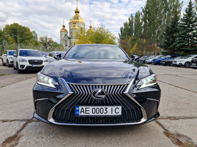 Lexus ES - фото 4