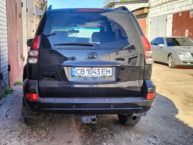 Toyota Land Cruiser Prado - фото 2