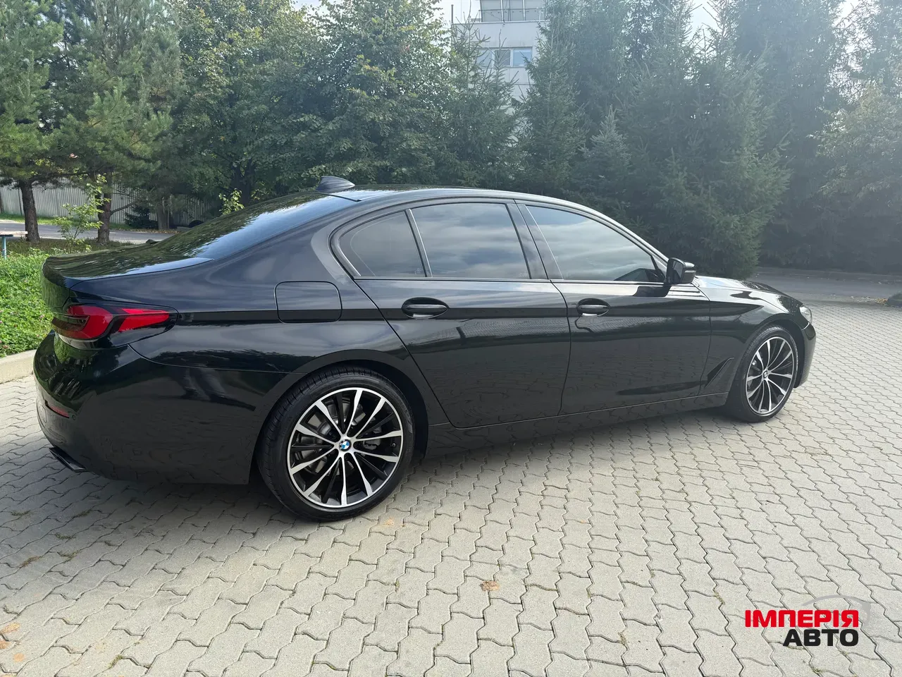 BMW 5 серії - фото 8