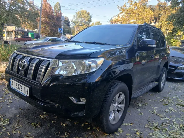 Toyota Land Cruiser Prado - фото 3