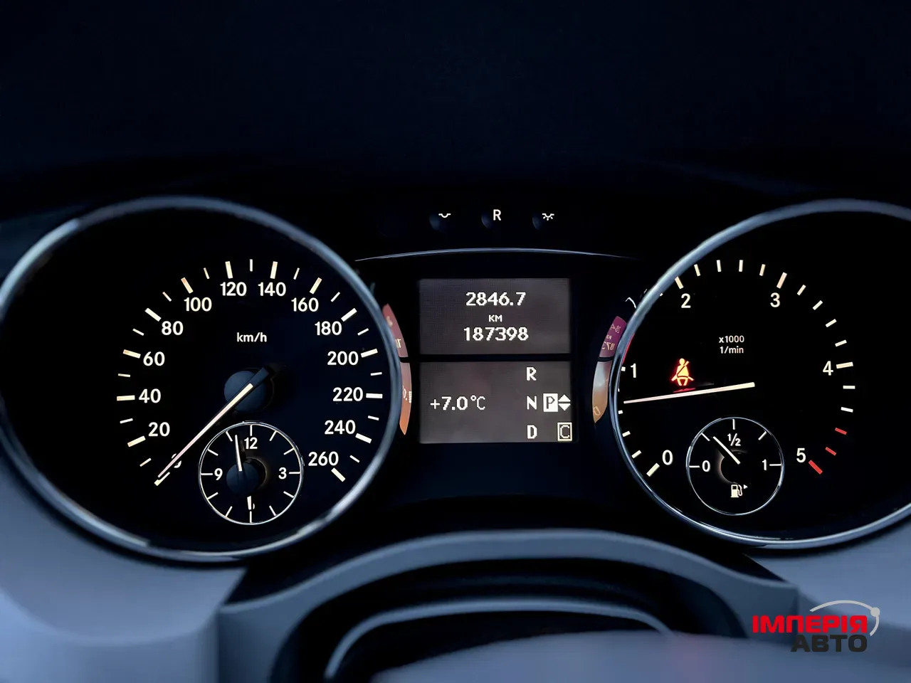 Mercedes-Benz R-Класс - фото 21