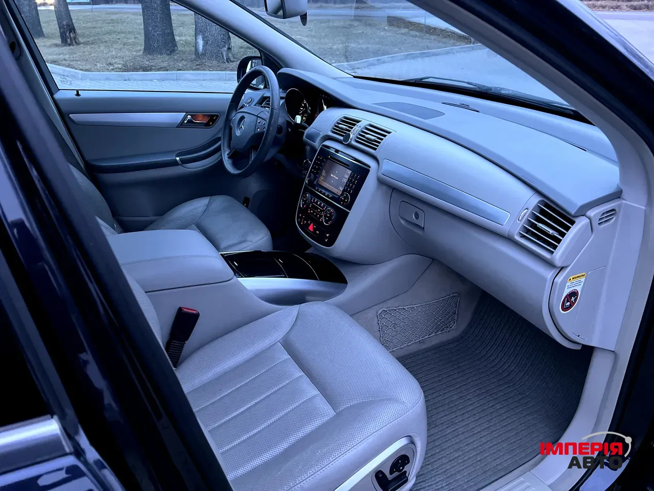 Mercedes-Benz R-Класс - фото 20