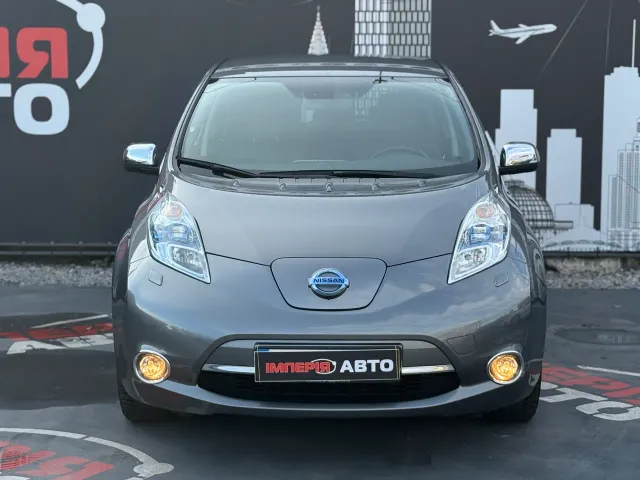Nissan Leaf - фото 2