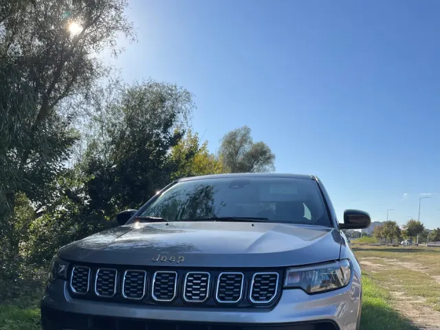 Jeep Compass - фото 3