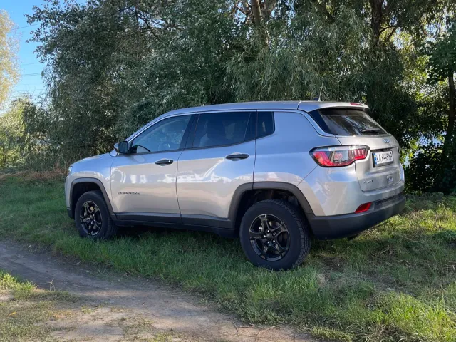 Jeep Compass - фото 5